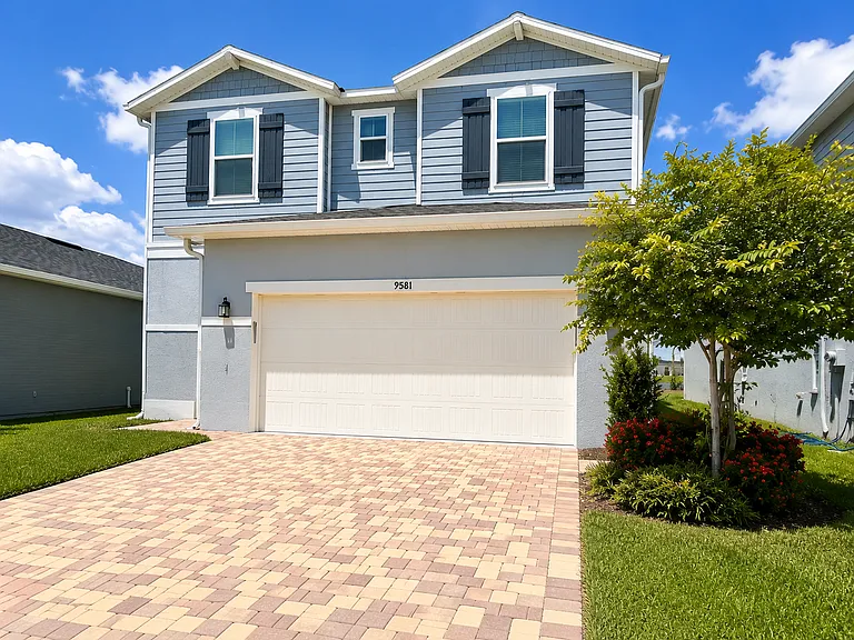 9581 Sandy Bluffs Cir — Photo 2