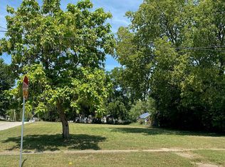 932 Chestnut Ave, Osawatomie, KS 66064