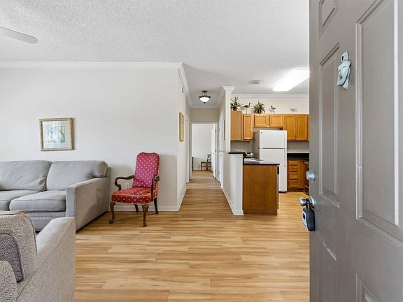4th image of 1601 Nectarine St APT A3