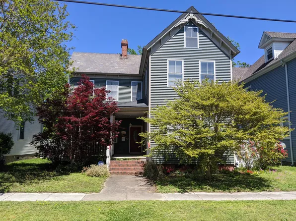 218 W 32nd St, Norfolk, VA 23504