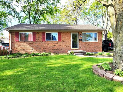 32674 Florence St, Garden City, MI, 48135