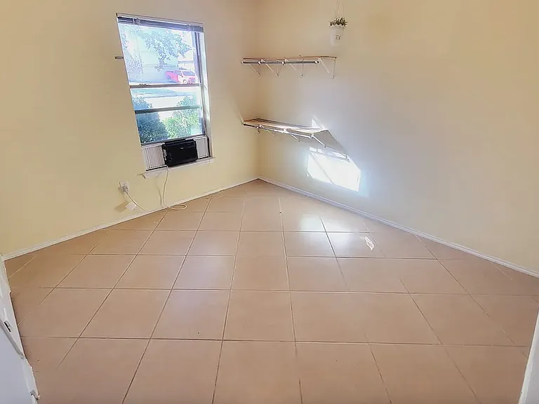 6310 Roseborough Dr — Photo 2