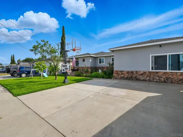 849 Goldenrod St, Escondido, CA 92027