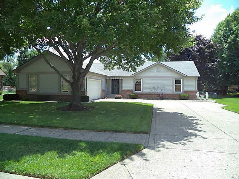 1st image of 1627 Beech Dr N