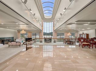 828 Beachview Dr, North Vancouver, BC V7G1R1