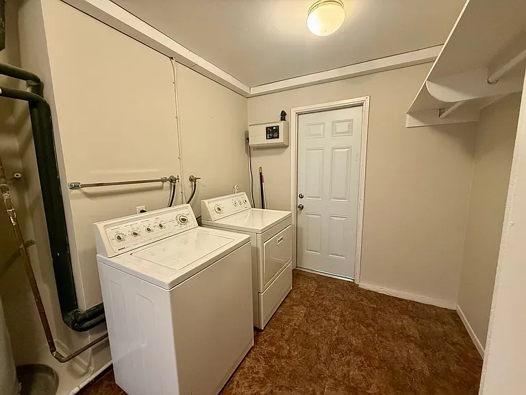 6138 Laport St — Photo 16