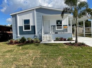 98 Encore Dr #98, North Fort Myers, FL 33903