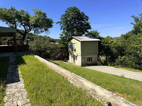 5th image of 330 PRIVATE ROAD 2610