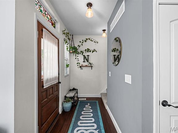 3rd image of 7407 Commonwealth Ave