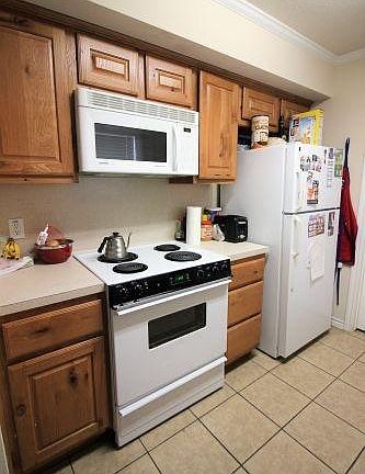 4th image of 2306 Cornell Dr