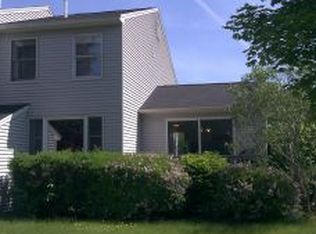 31 Fieldstone Est, Newmarket, NH 03857
