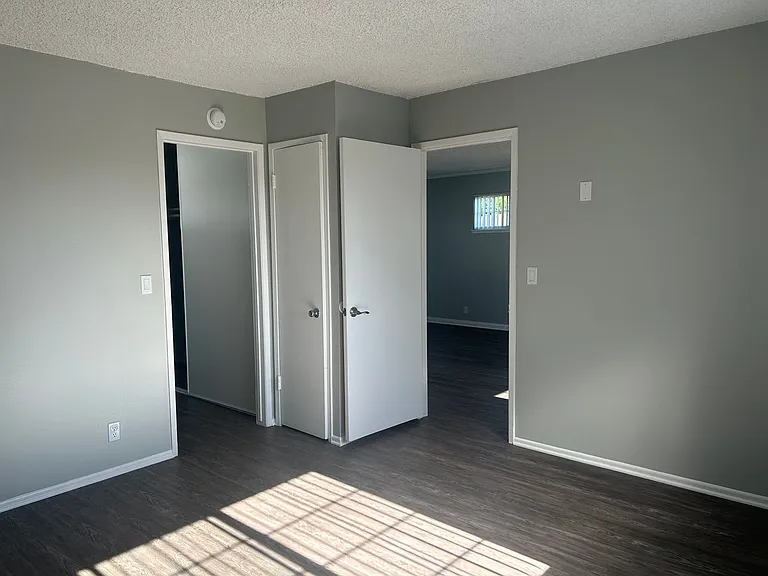 Villa Del Sol Apartments — Photo 38
