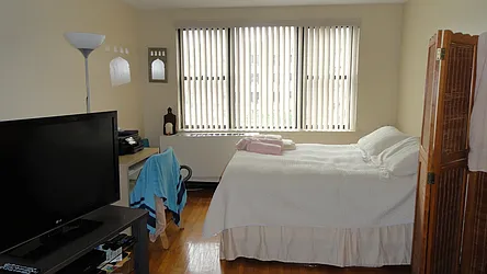 Rented by Manhattan Flats