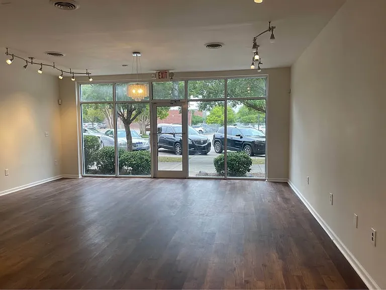 607 Lady St #A — Photo 12