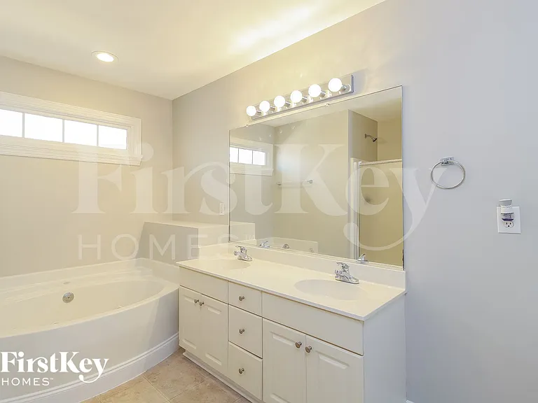 909 Woodview Ridge Trl — Photo 9