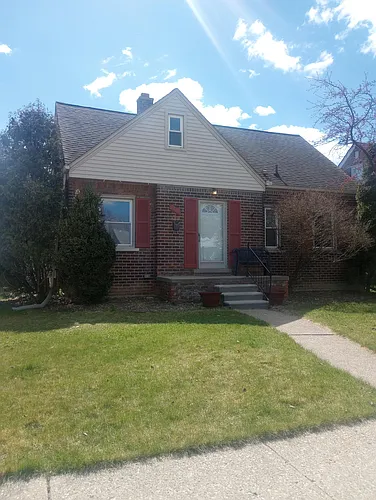 1703 Michigan Blvd Photo 1