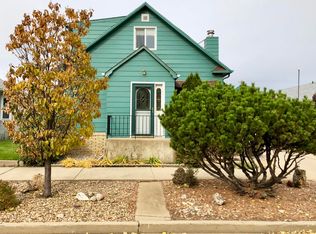 22 1st St SW, Dickinson, ND 58601