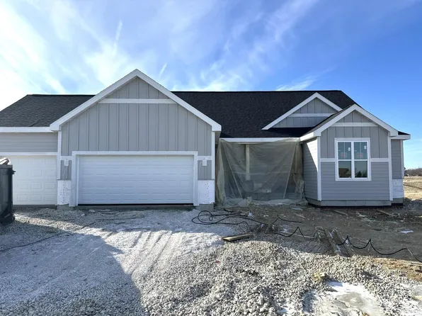 469 Limestone LANE, Slinger, WI 53086