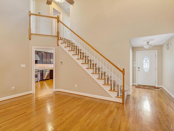 5th image of 643 Woodland Dr