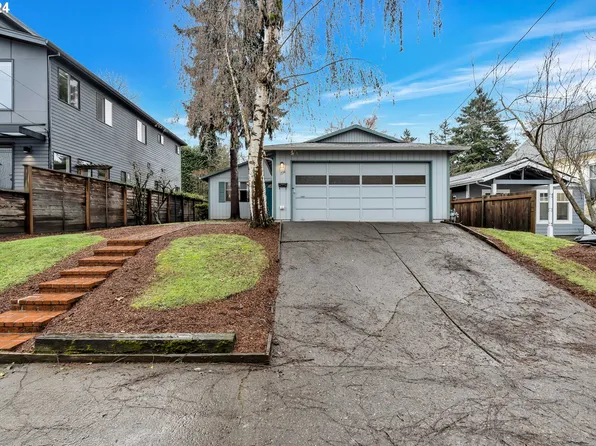 1734 N Sumner St, Portland, OR 97217
