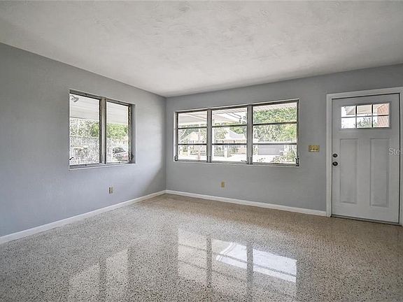 5th image of 31 Park Ave