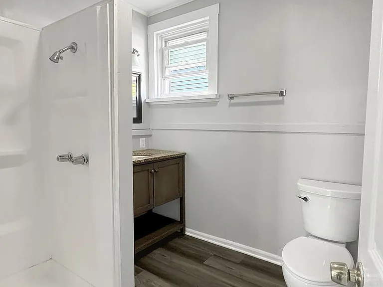 214 Gold Ave NW #2 — Photo 5