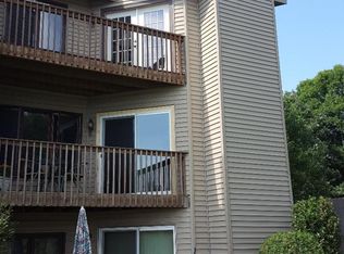 8196 Zenith Ct N, Brooklyn Park, MN 55443