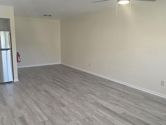 5th image of 290 N Main St #B8