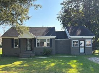 234 Central St, Bolivar, TN 38008