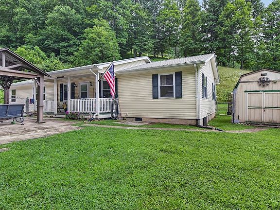 3rd image of 422 Ridgeview Rd