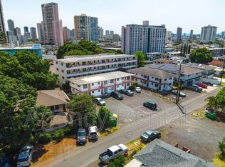 2733 Kaaha St APT A6, Honolulu, HI 96826