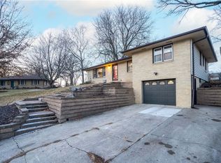 3410 Eastwood Dr, Des Moines, IA 50317