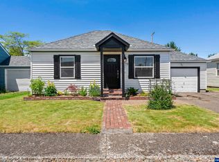 1079 16th Ave SW, Albany, OR 97321