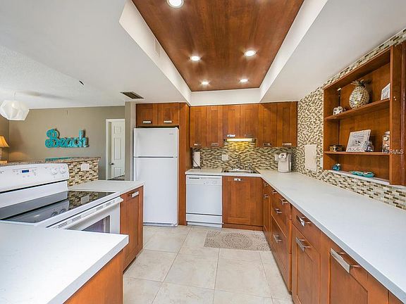 4th image of 800 Benjamin Franklin Dr Unit 103