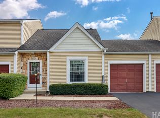 2006 Teton Pkwy, Algonquin, IL 60102