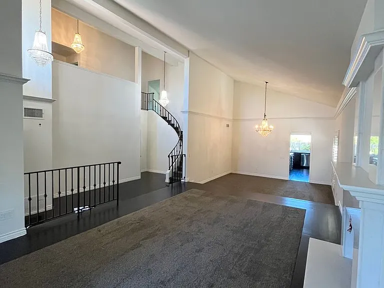 4925 Regla Ct — Photo 31
