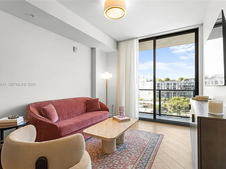 2700 NW 2nd Ave #710 — Photo 8