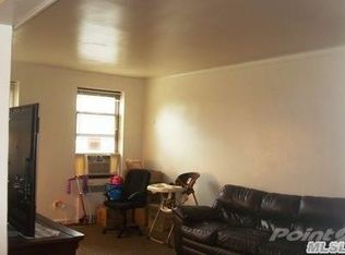 16520 Highland Ave, Jamaica, NY 11432