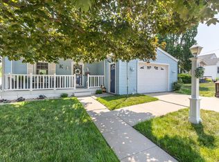 160 State St, Dubuque, IA 52003