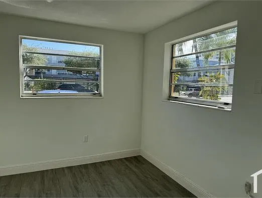 1825 SW 7th St #1 — Photo 3