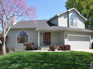 5712 SW 35th St, Topeka, KS 66614