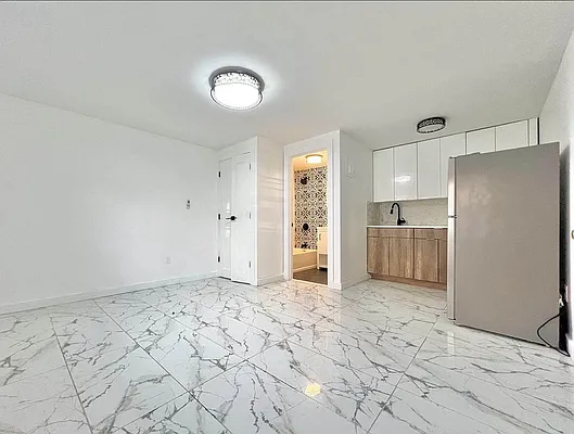 Rented by Doorway NYC, LLC | media 6