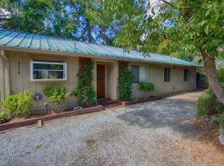 17739 Duval Dr, Redding, CA 96003