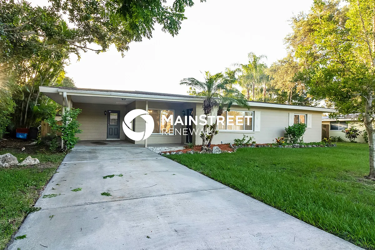 Front View - 5931 Olive Ave