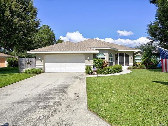 2nd image of 105 Crest Ct