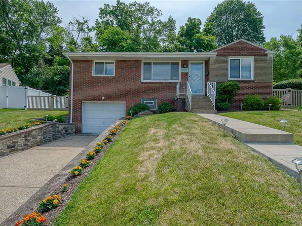 427 Torwood Ln, Pittsburgh, PA 15236