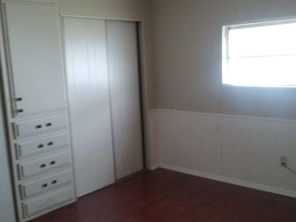 4th image of 4905 NW 2nd Ave