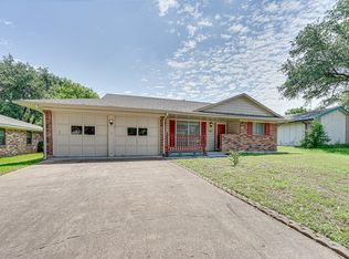 218 Tanglewood Dr, Duncanville, TX 75116