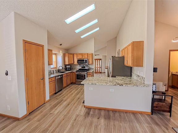 5th image of 56100 E 33rd Court