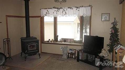 3rd image of 5143 Lakewood Dr